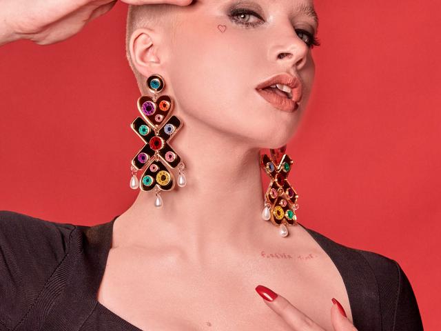No Basic Bombshell — Jewellery